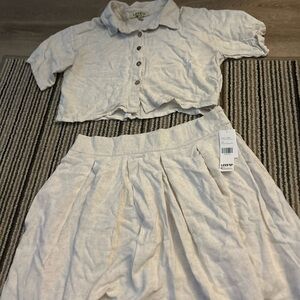 Light Beige Button-Up Crop Top and Pleated Pants Set